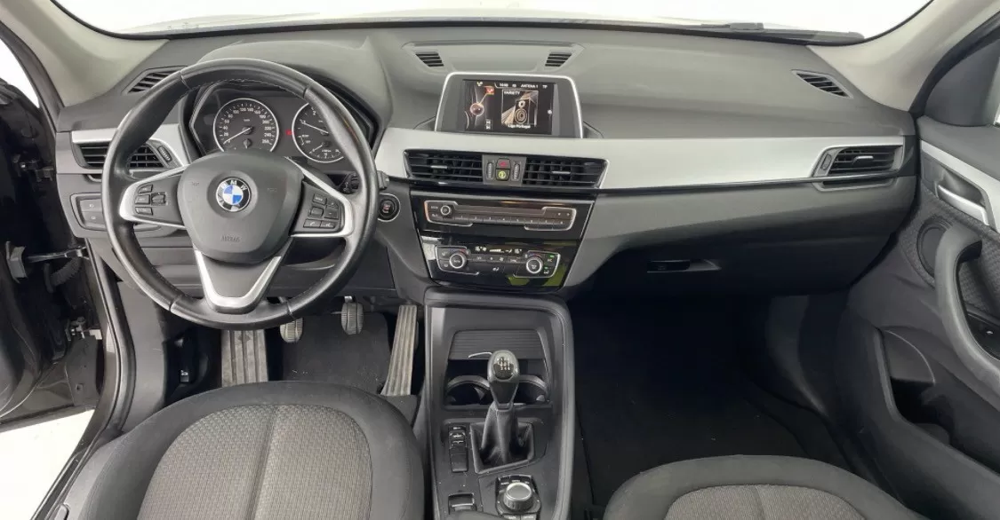 BMW X1 16 d sDrive - foto 8