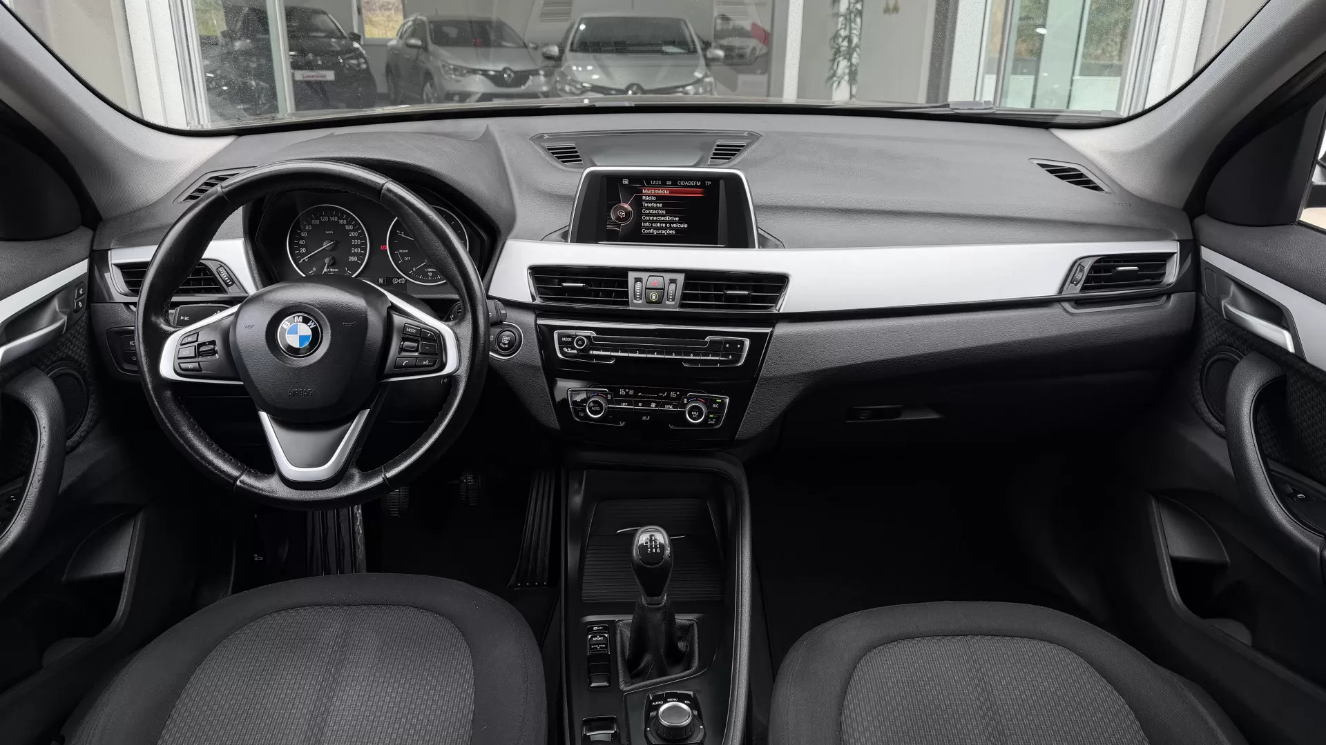 BMW X1 16 d sDrive - foto 6