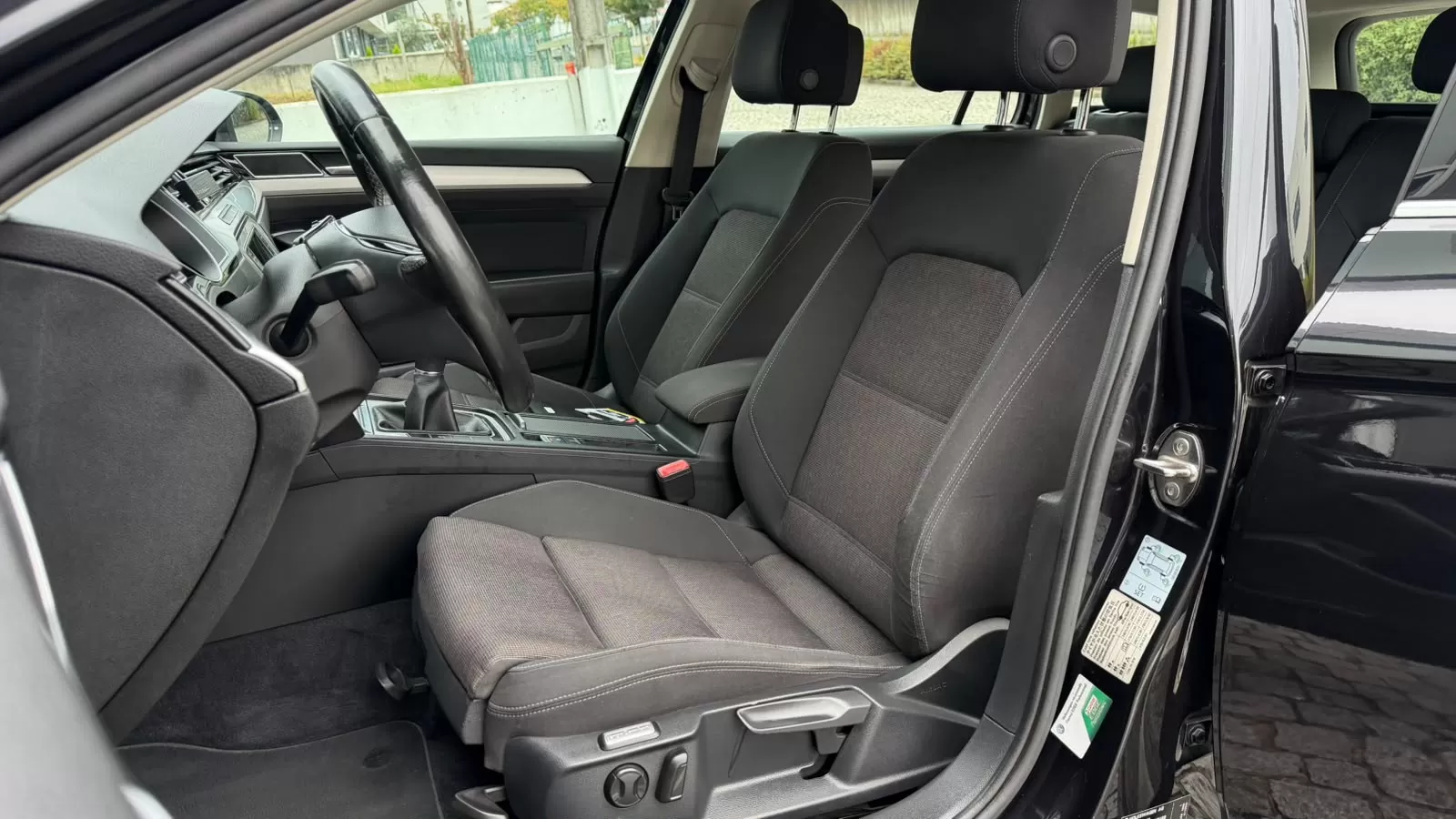 VW Passat Variant 1.6 TDI Confortline - foto 7