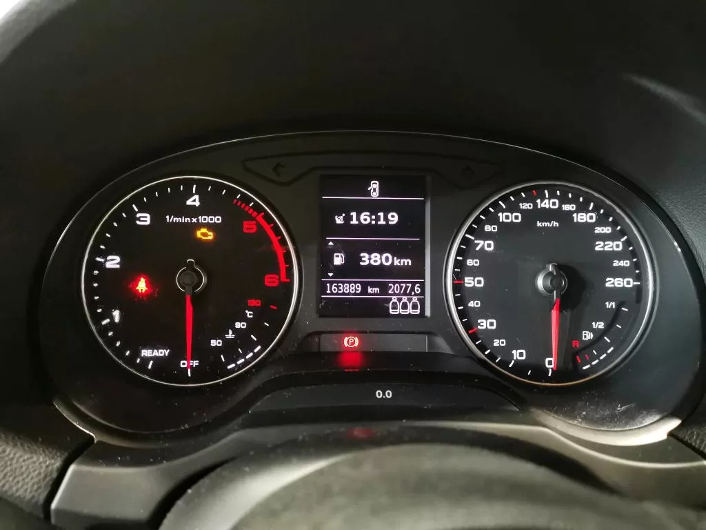 Audi A3 Sportback 2.0 TDI Design - foto 7