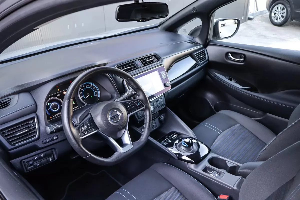 Nissan Leaf N-Connecta - foto 4