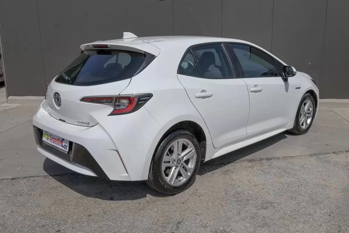 Toyota Corolla 1.8 Hybrid Comfort - foto 4