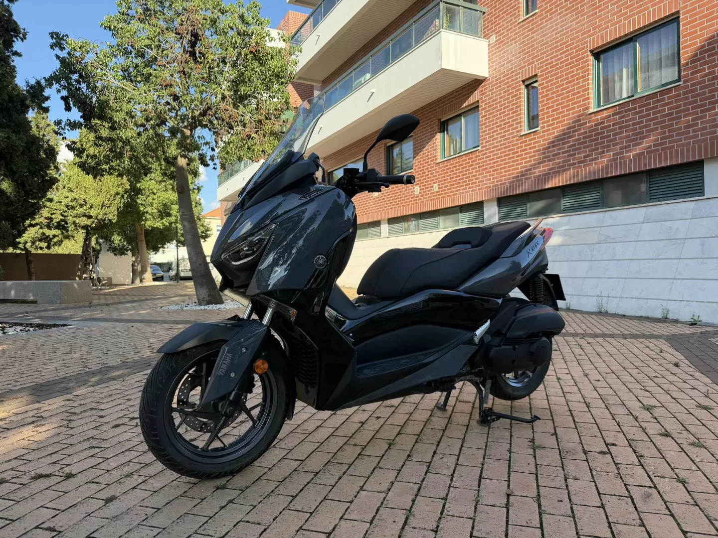 Yamaha X-Max Tech Max