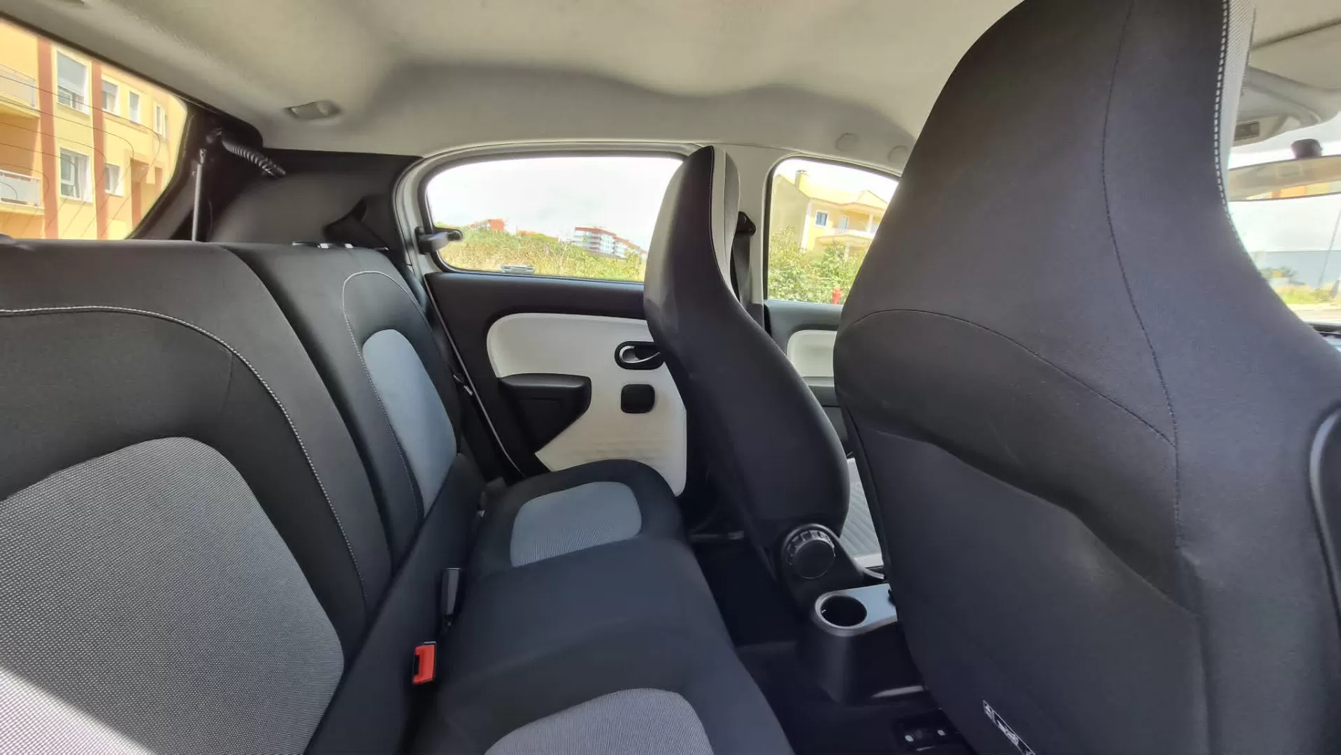 Renault Twingo 1.0 SCe Limited - foto 8