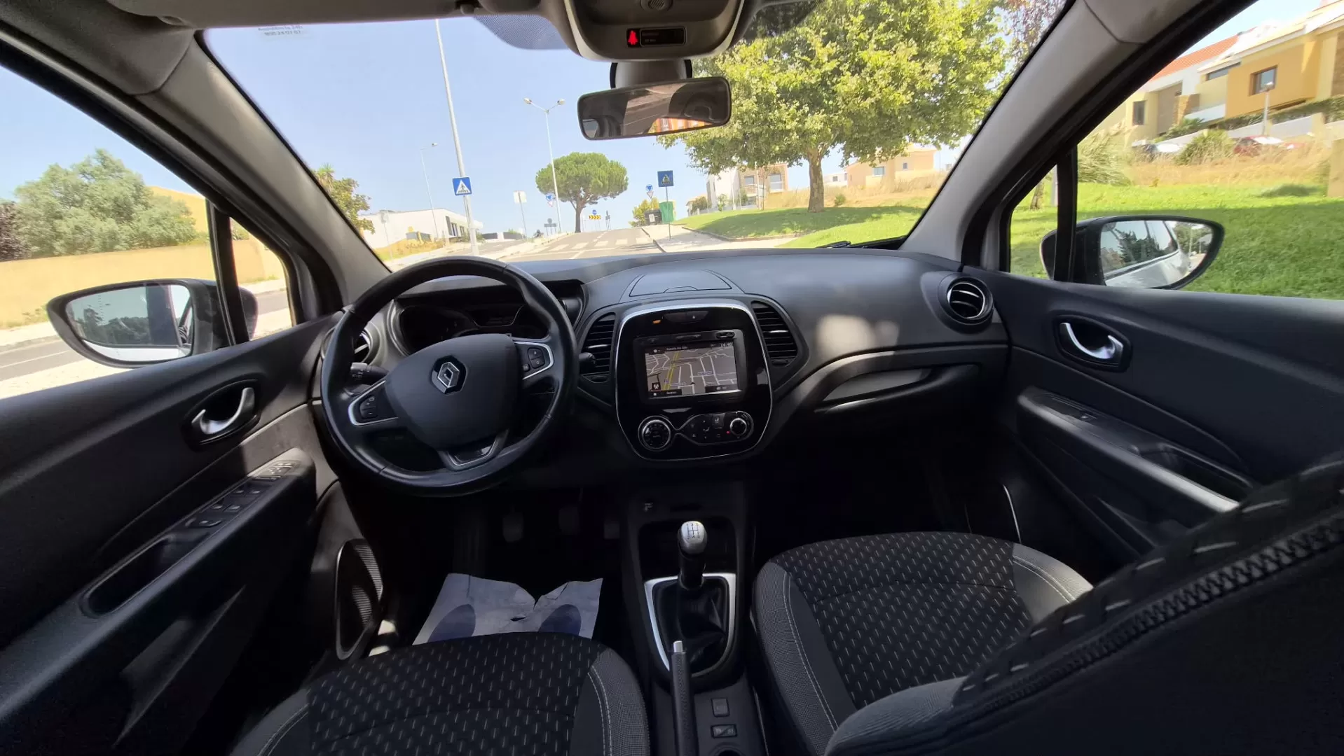 Renault Captur 1.5 dCi Exclusive - foto 2