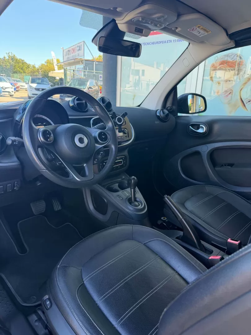 Smart Fortwo Cabrio 1.0 71 Prime Aut. - foto 2