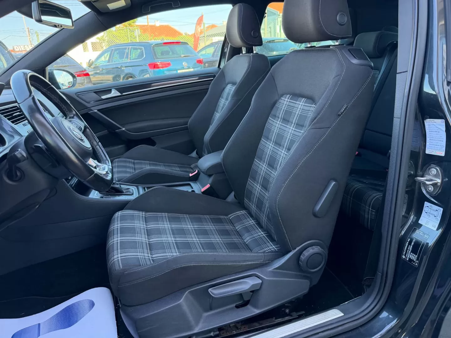 VW Golf 2.0 TDi GTD DSG - foto 3