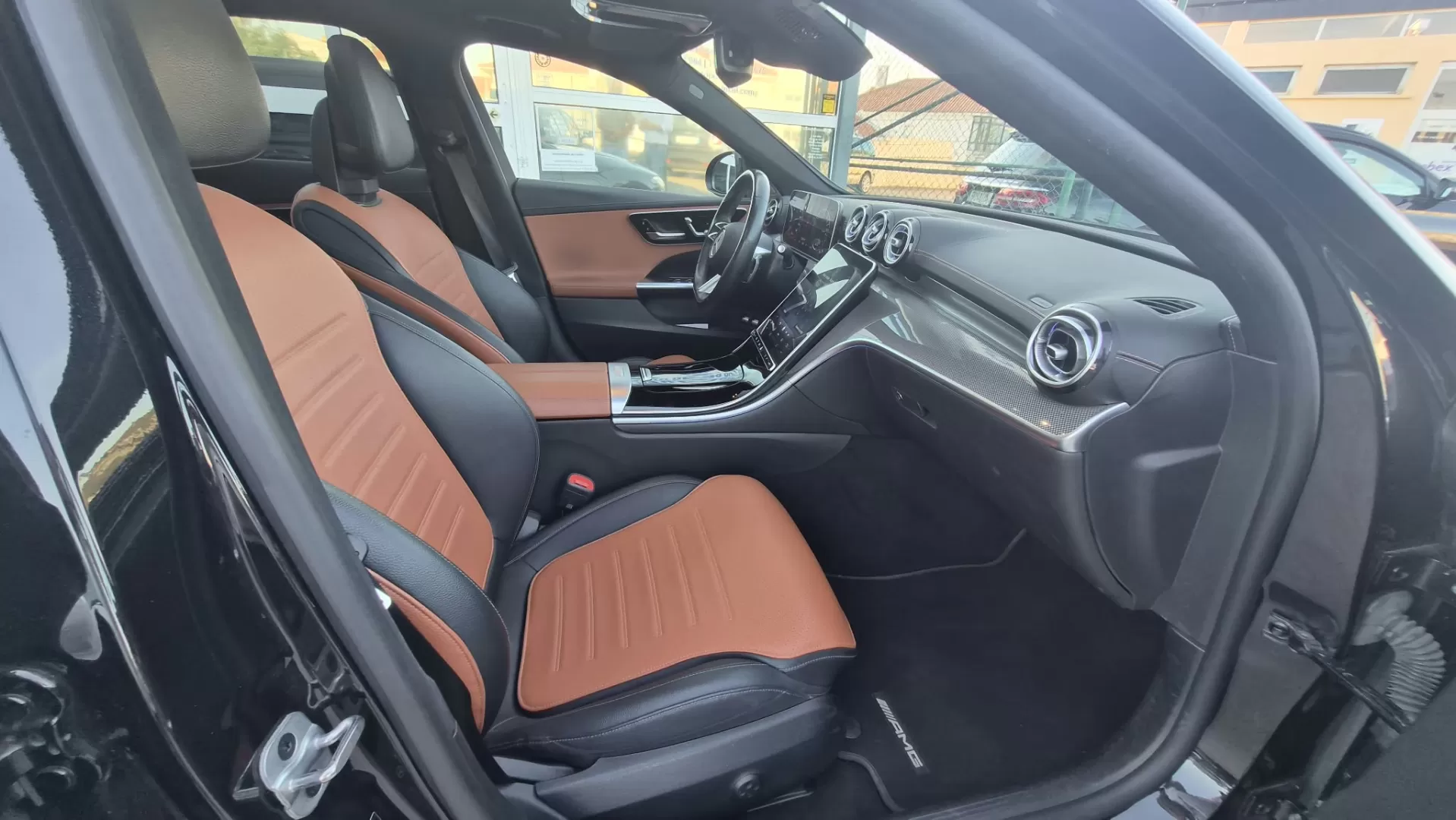 Mercedes-Benz C 300e AMG Line - foto 7