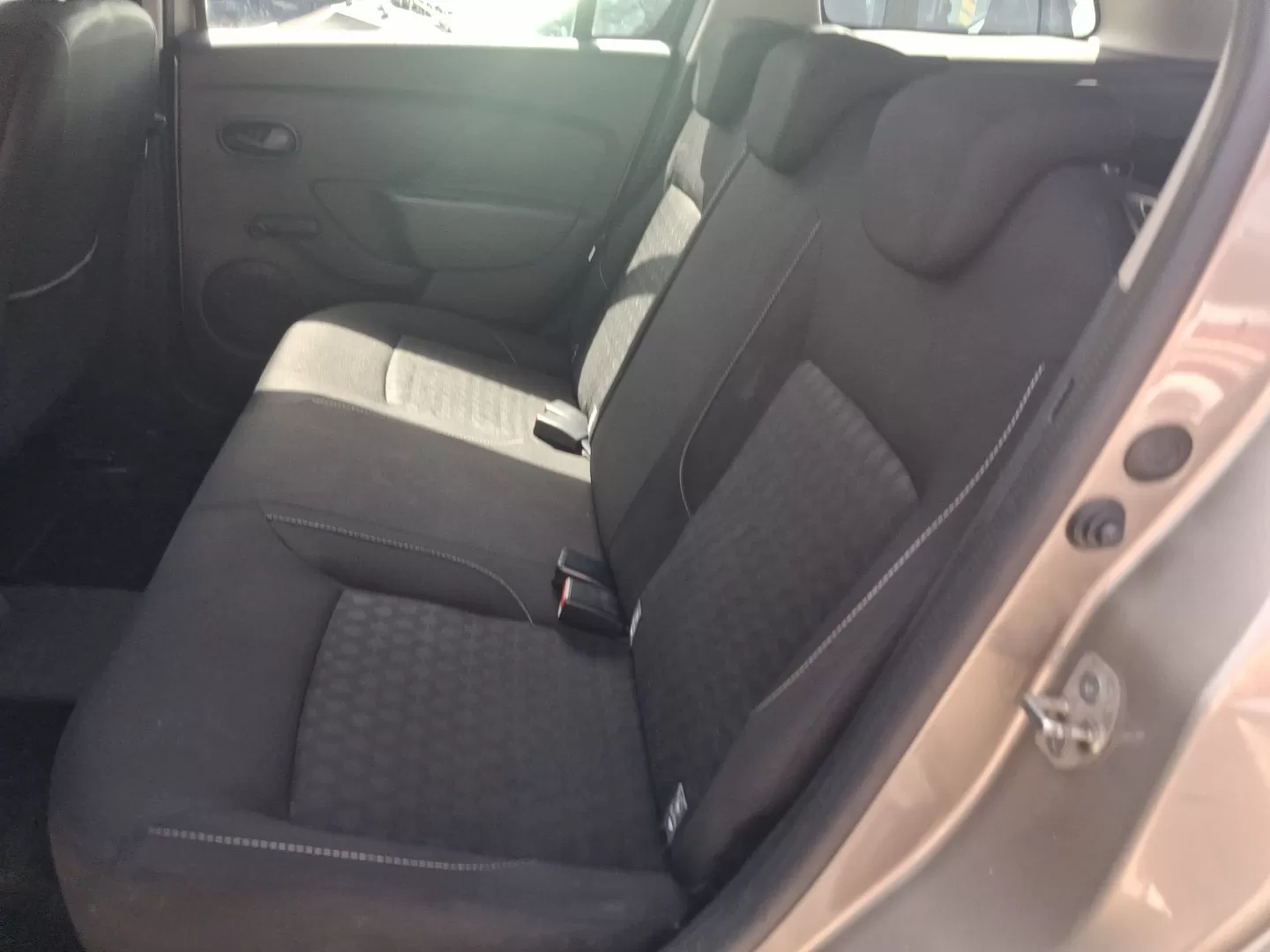 Dacia Logan MCV 0.9 TCe Comfort - foto 7