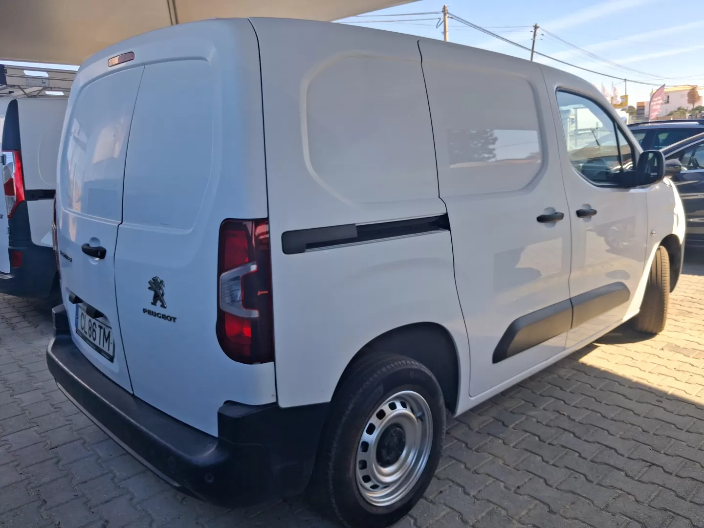 Peugeot Partner BLUE HDI PREMIUM - foto 2