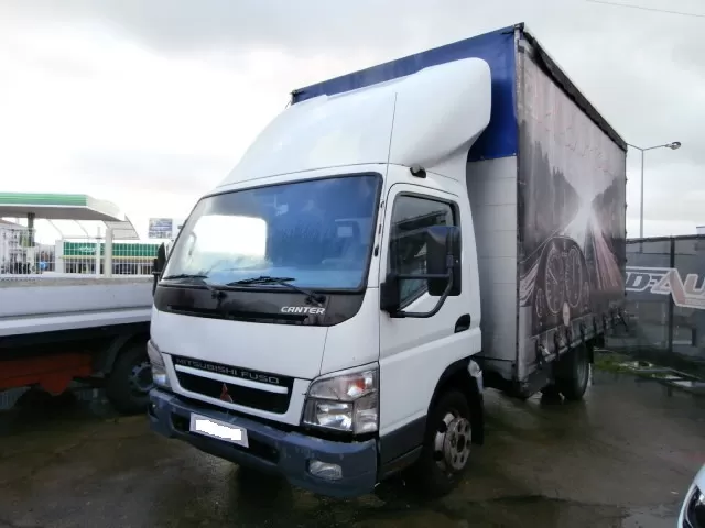 Mitsubishi  Canter 3.0 TD 145cv  3LUG