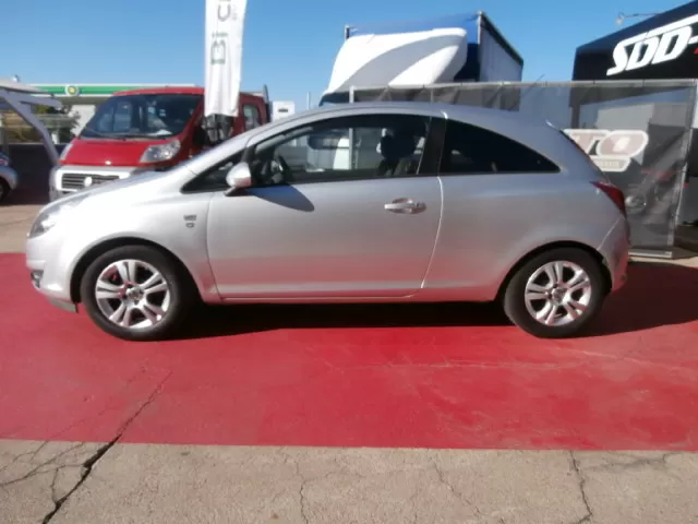 Opel  Corsa 1.3 CDTi - foto 8