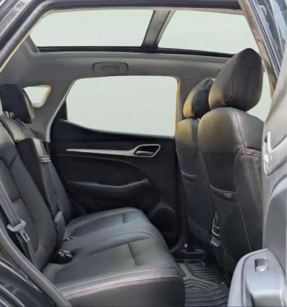 MG ZS EV 72.6 kWh Luxury - foto 8