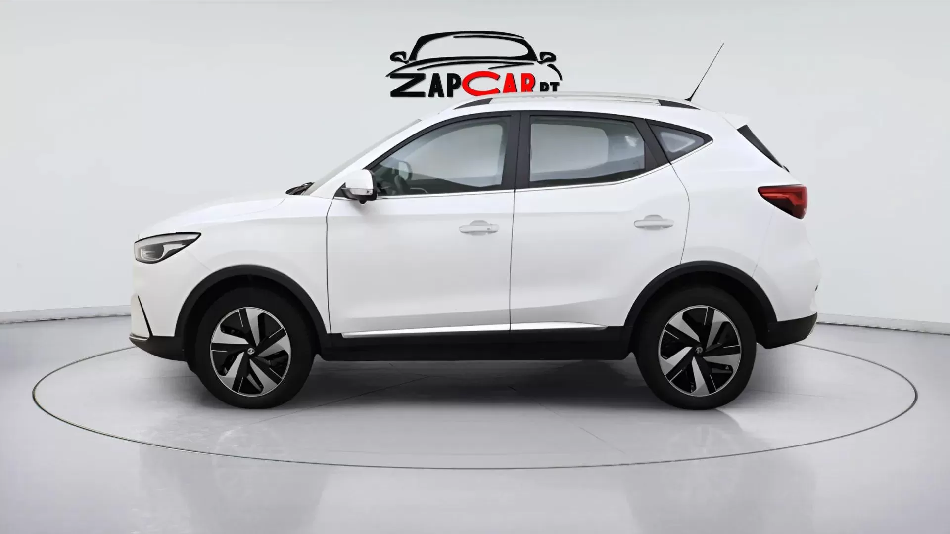 MG ZS EV 72.6 kWh Luxury - foto 3