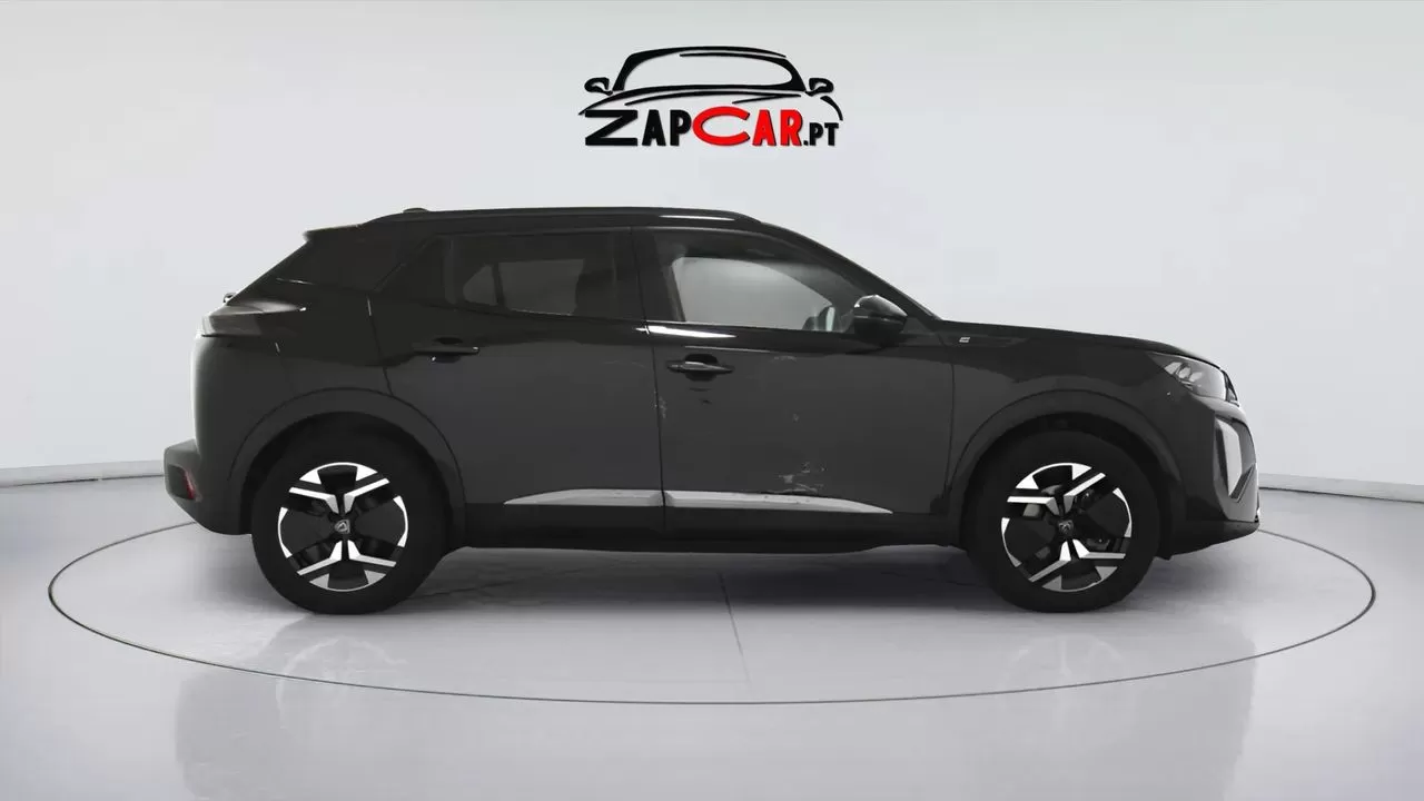 Peugeot e-2008 54 kWh GT - foto 6