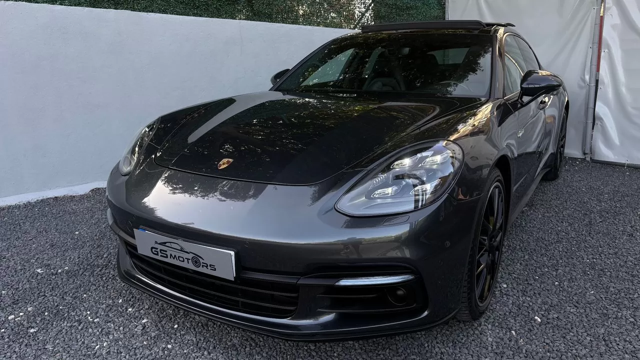 Porsche Panamera 4 E-Hybrid 10 Years Edition