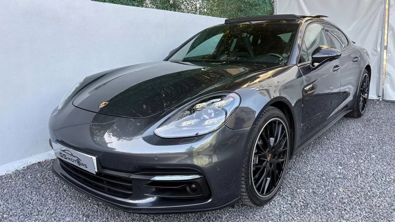 Porsche Panamera 4 E-Hybrid 10 Years Edition - foto 2