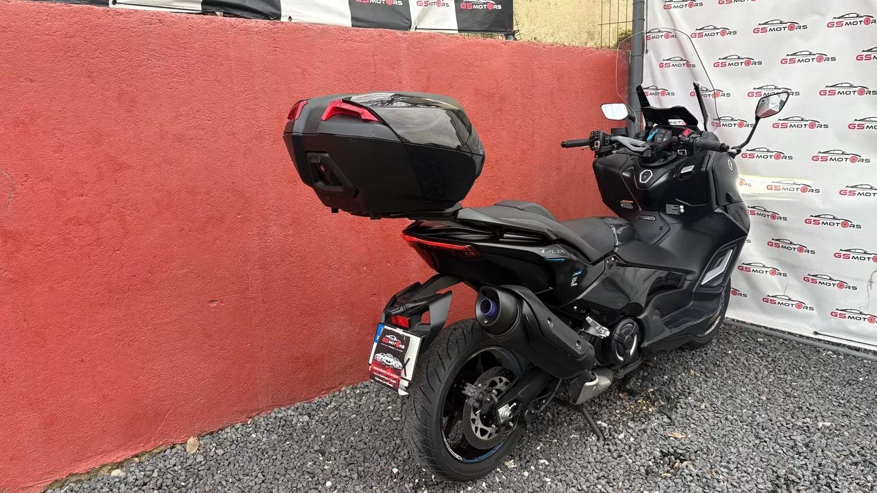 Yamaha TMAX - foto 6