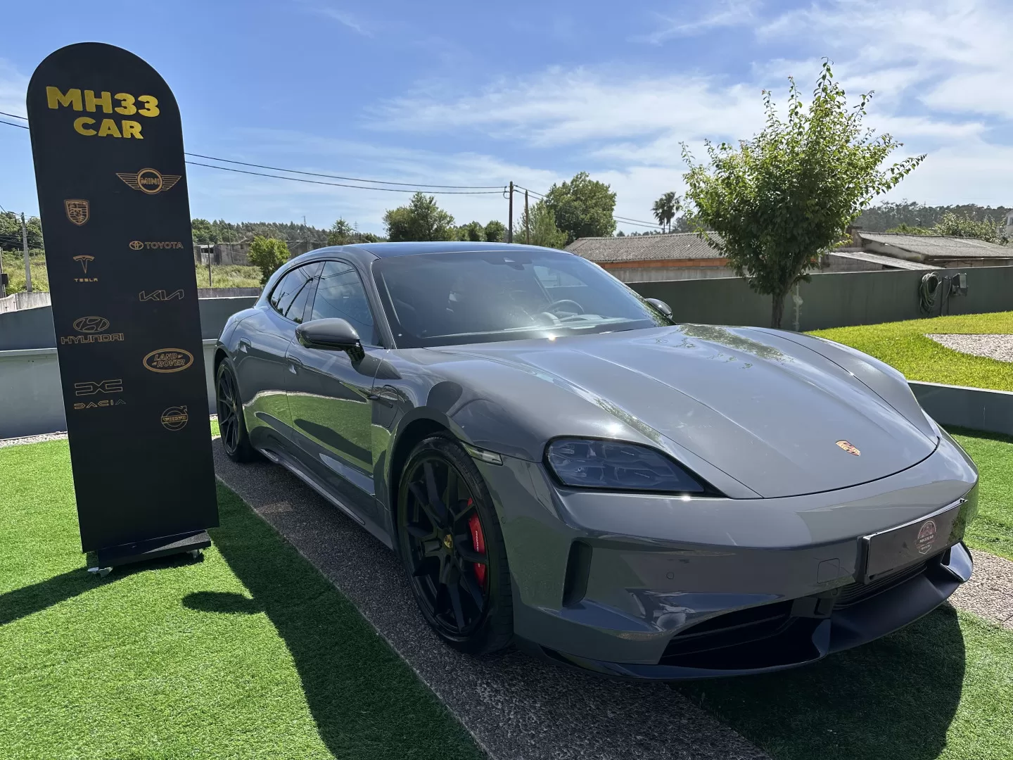 Porsche Taycan Sport Turismo GTS