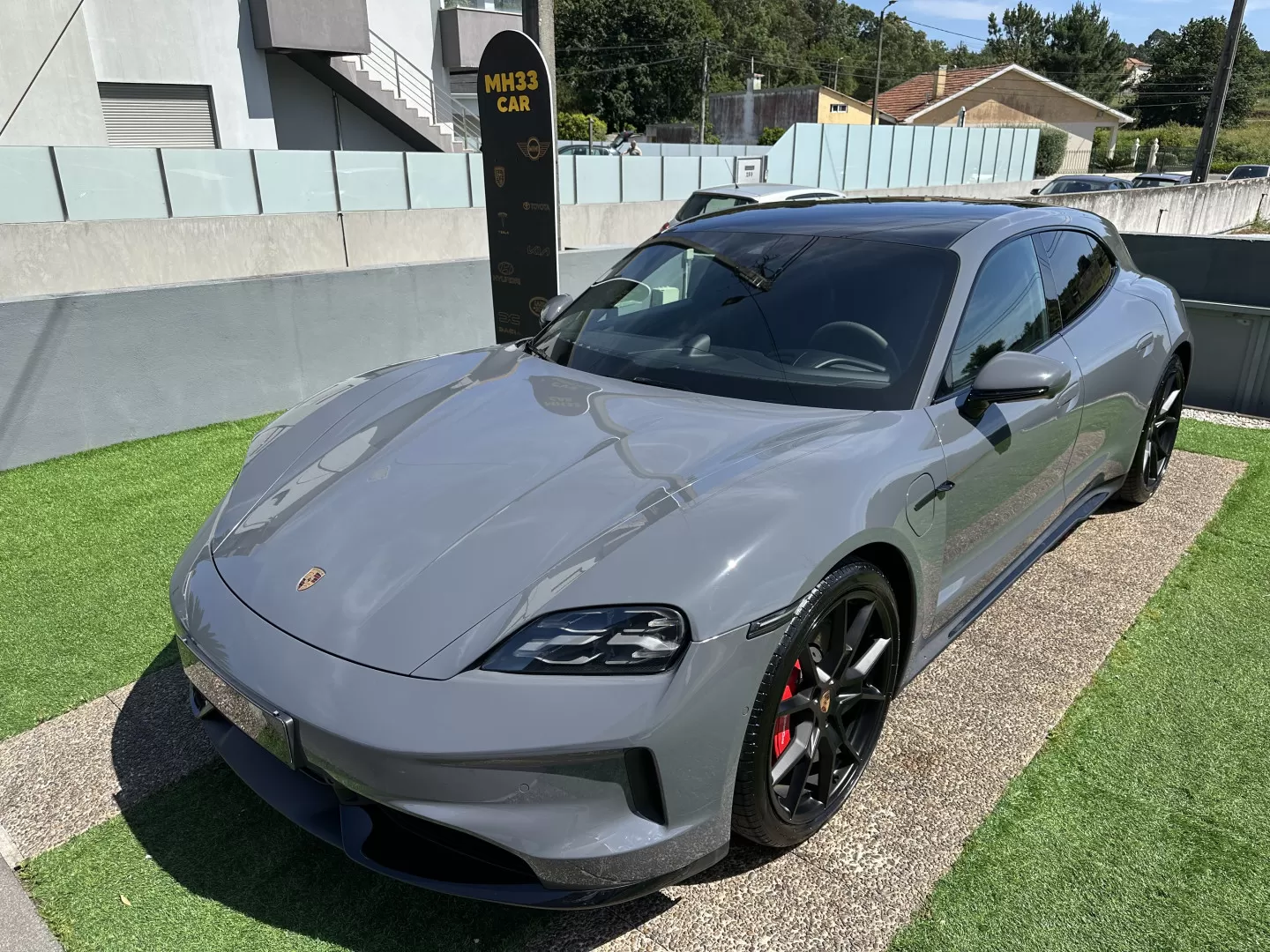 Porsche Taycan Sport Turismo GTS - foto 6