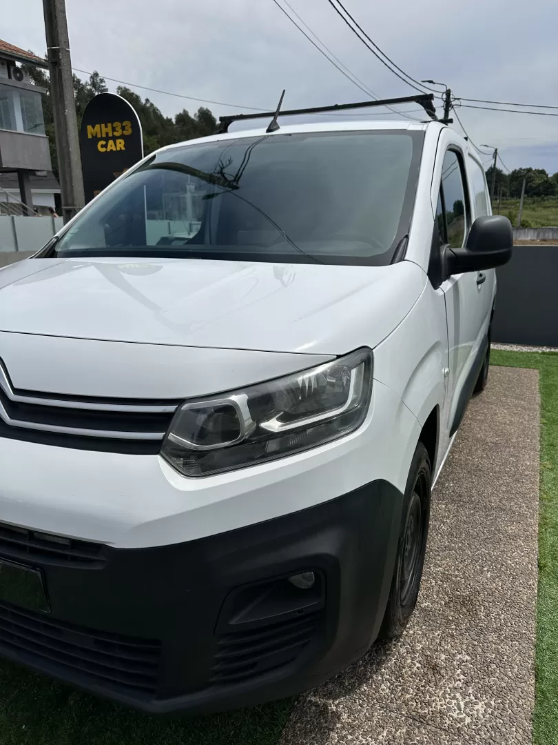 Citroën  Berlingo 1.5 Hdi 3 Lugares - foto 7