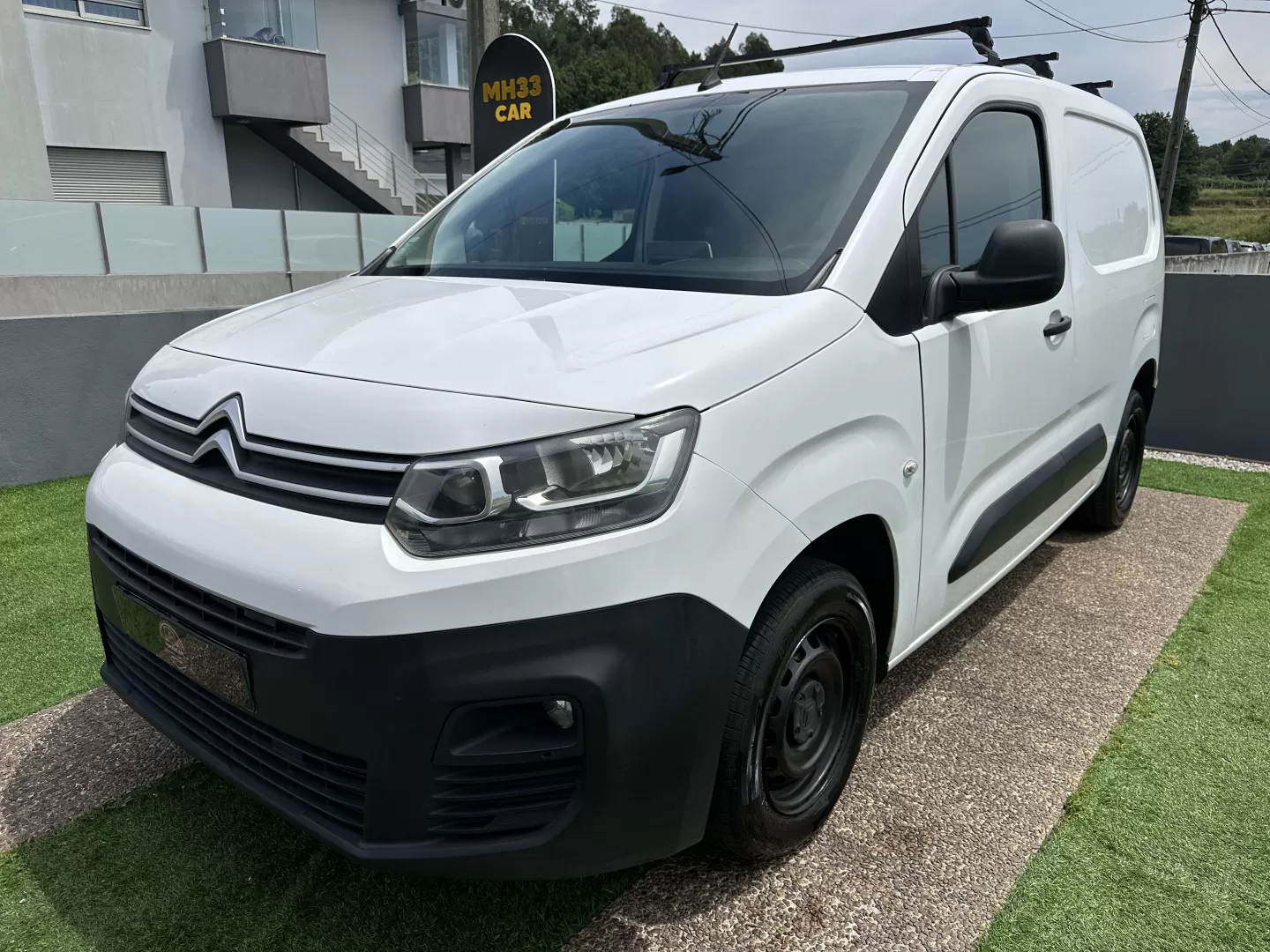 Citroën  Berlingo 1.5 Hdi 3 Lugares - foto 3