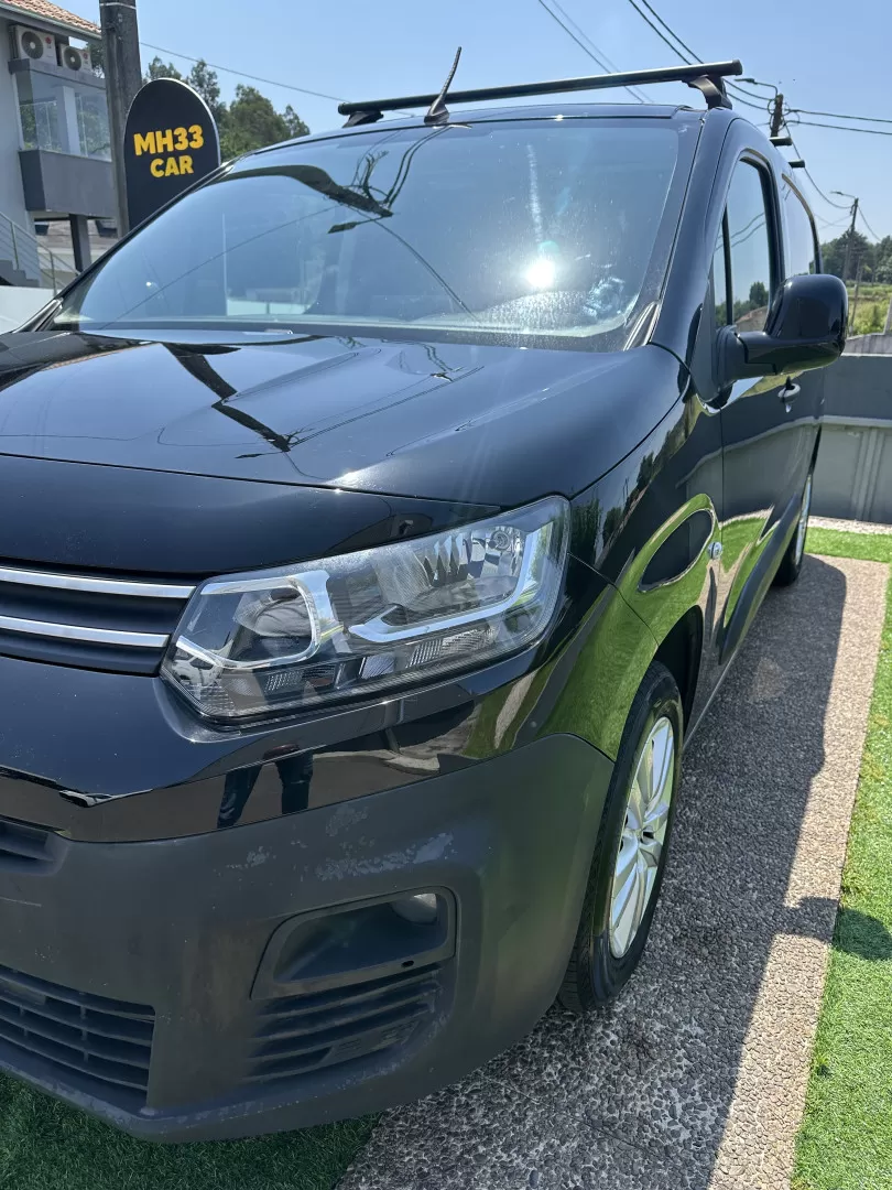 Citroën  Berlingo 1.5 Hdi 3 Lugares - foto 7