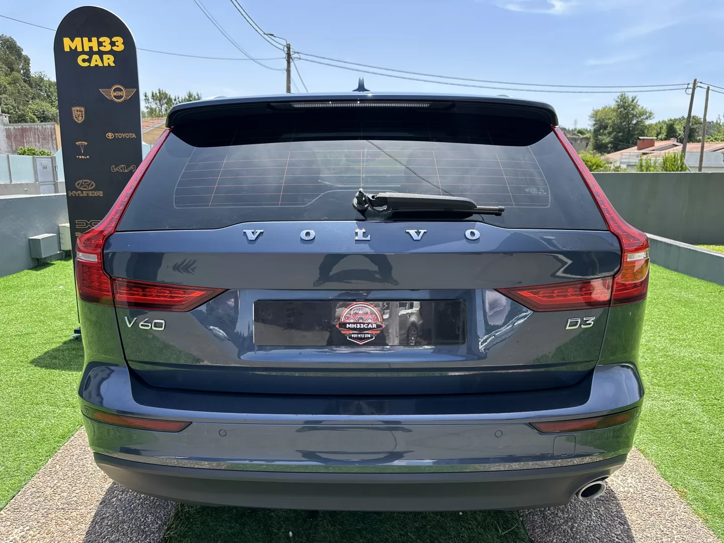 Volvo V60 2.0 D3 Momentum Plus - foto 8