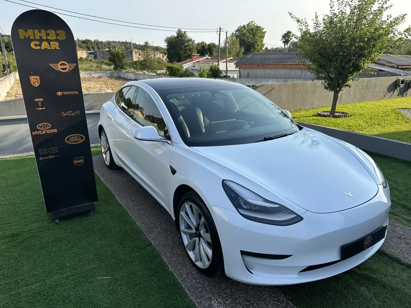 Tesla Model 3 Long-Range Dual Motor AWD - foto 4
