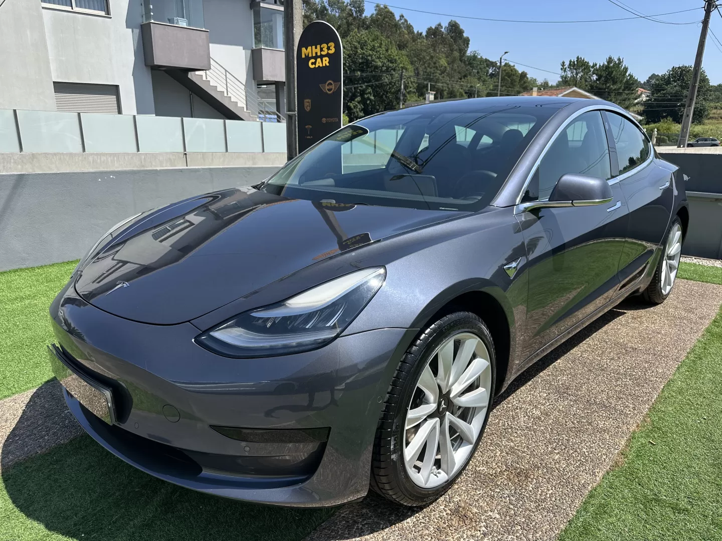 Tesla Model 3 Standard Range Plus RWD - foto 3