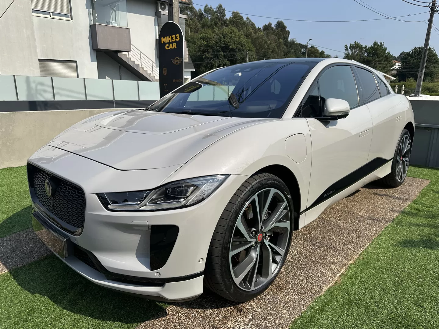 Jaguar I-Pace EV400 AWD R-DYNAMIC HSE - foto 3