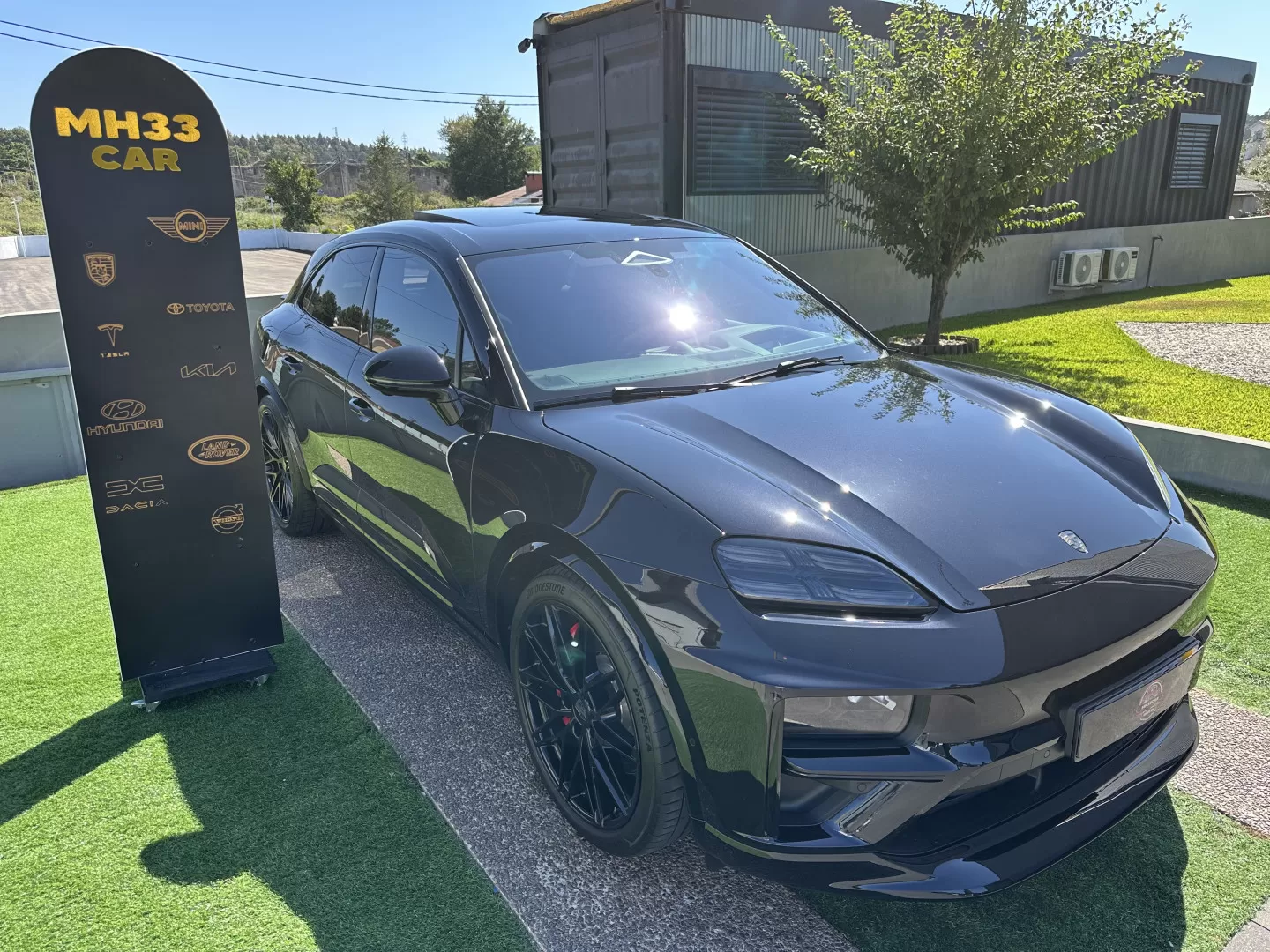 Porsche Macan Electric Turbo - foto 4