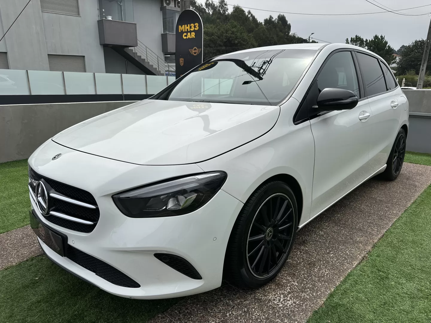 Mercedes-Benz B 200 7G-DCT AMG Line Advanced Plus - foto 3