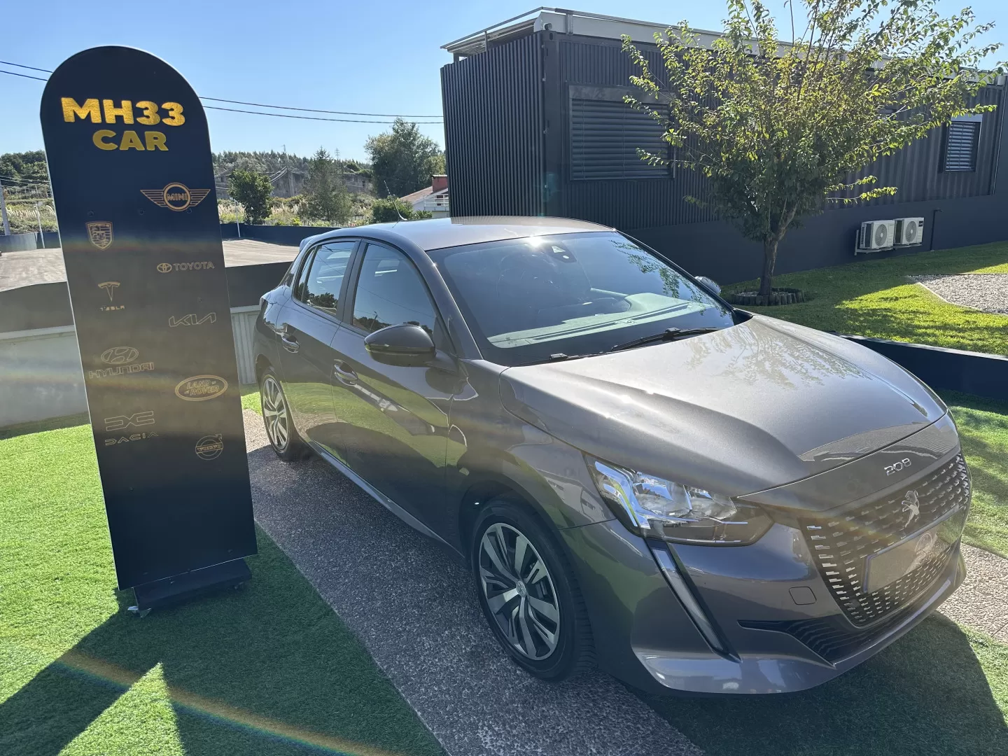 Peugeot 208 1.2 PureTech Allure Pack EAT8 - foto 4