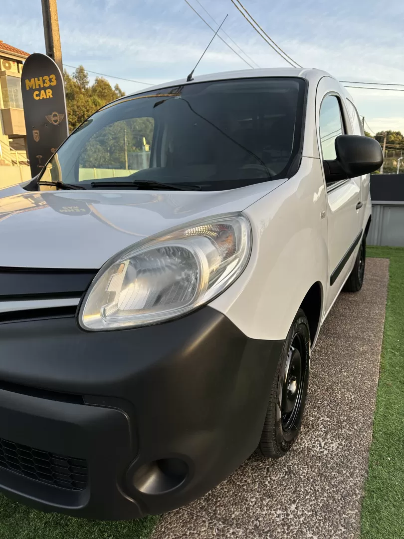 Renault  Kangoo Compact 1.5 DCI IVA Dedutivel - foto 4