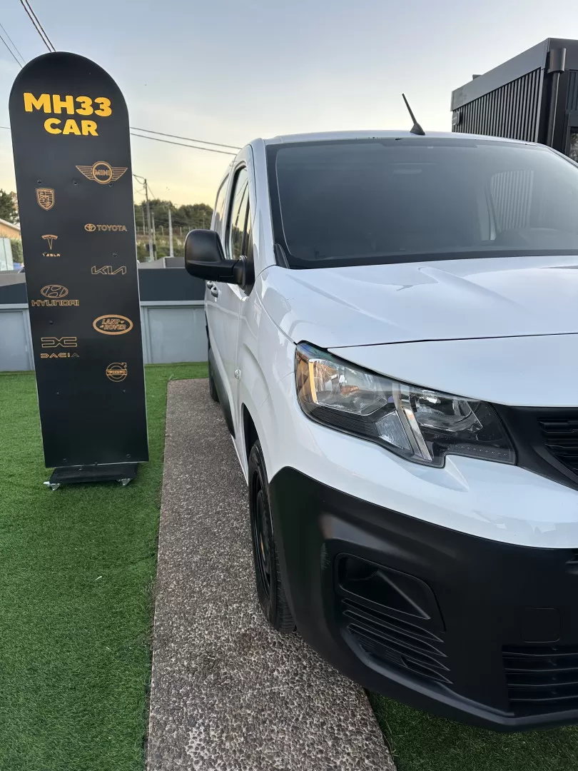 Peugeot  Partner 1.6 Hdi 3 Lugares IVA Dedutivel - foto 4