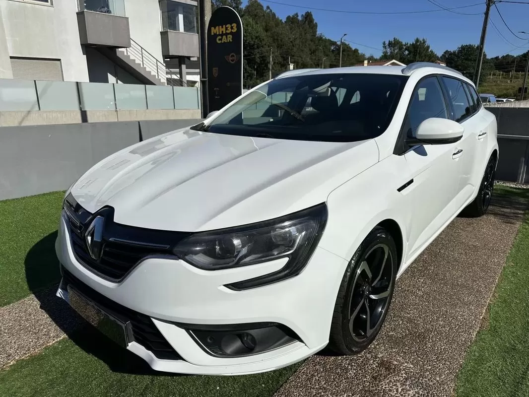 Renault Mégane Sport Tourer 1.5 dCi Limited - foto 3