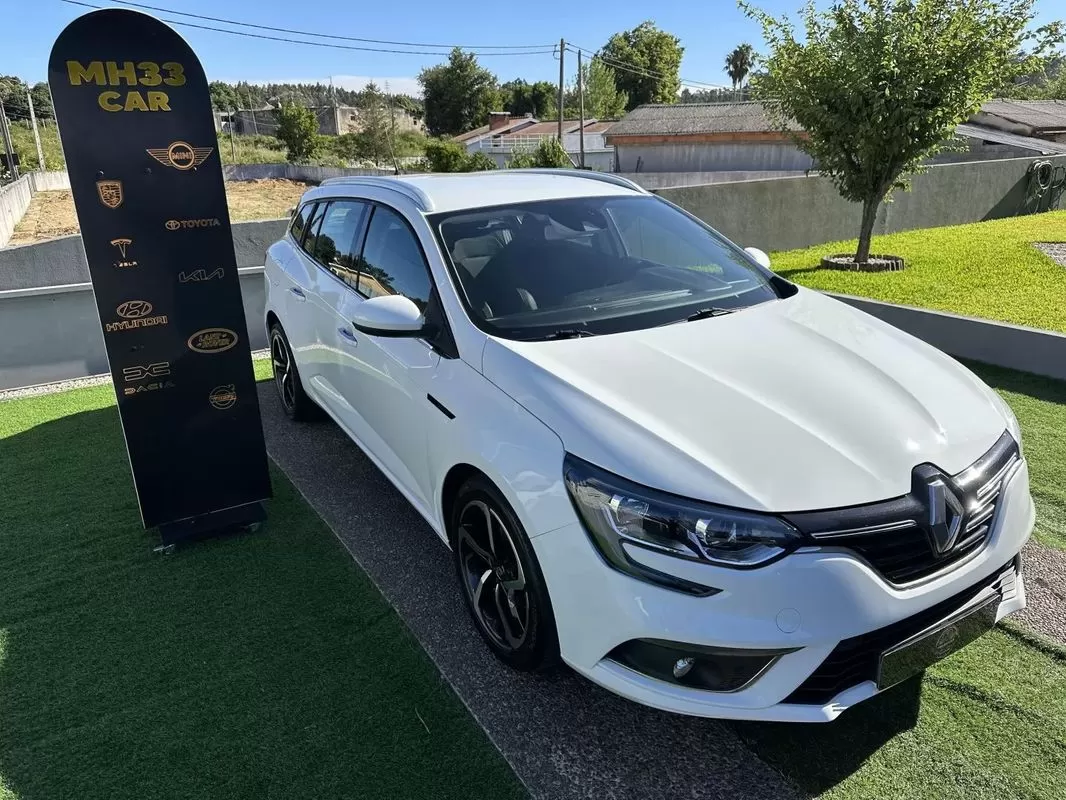 Renault Mégane Sport Tourer 1.5 dCi Limited - foto 4