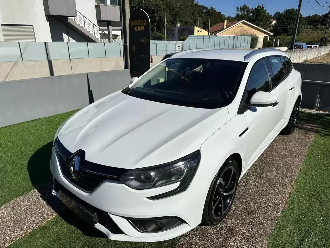 Renault Mégane Sport Tourer 1.5 dCi Limited - foto 6
