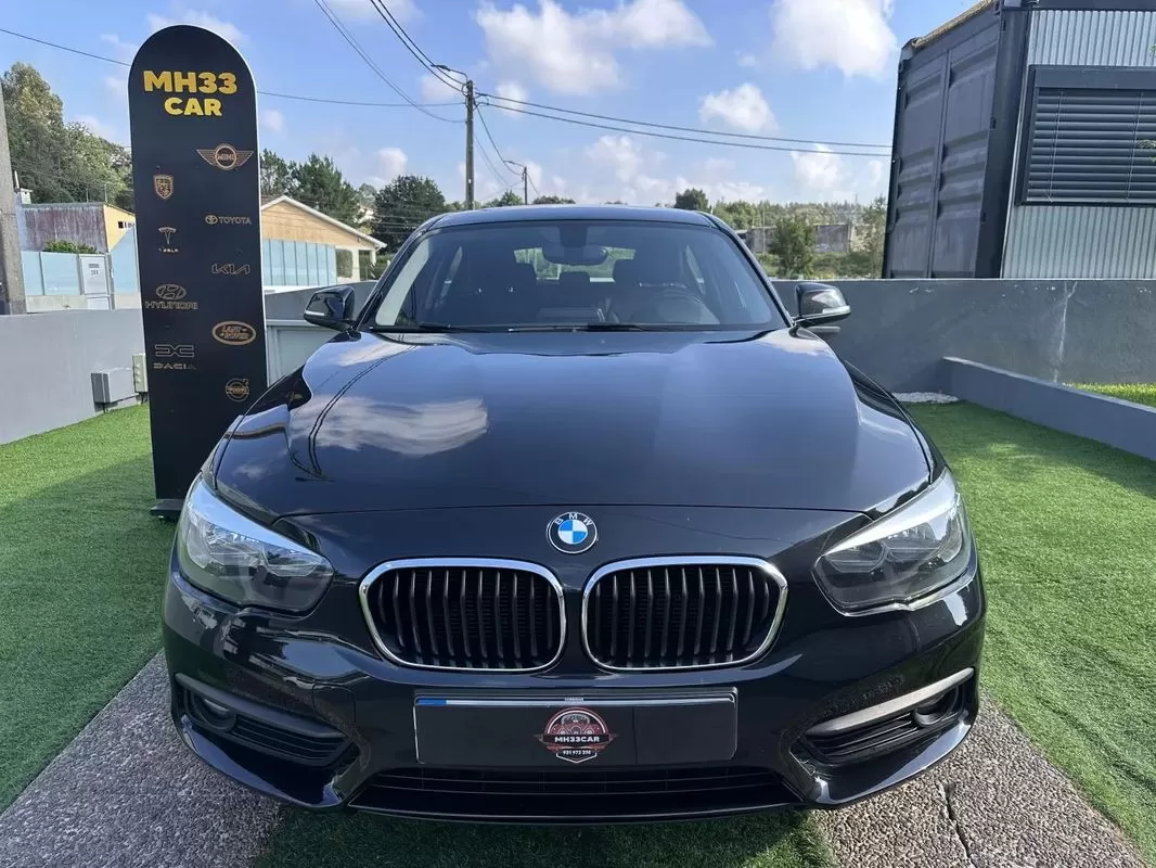 BMW 116 d Sport Line - foto 2
