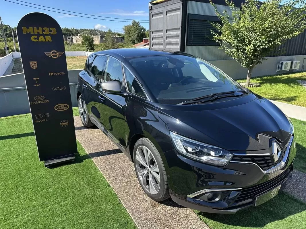 Renault Scénic dCi 110 EDC LIMITED - foto 4