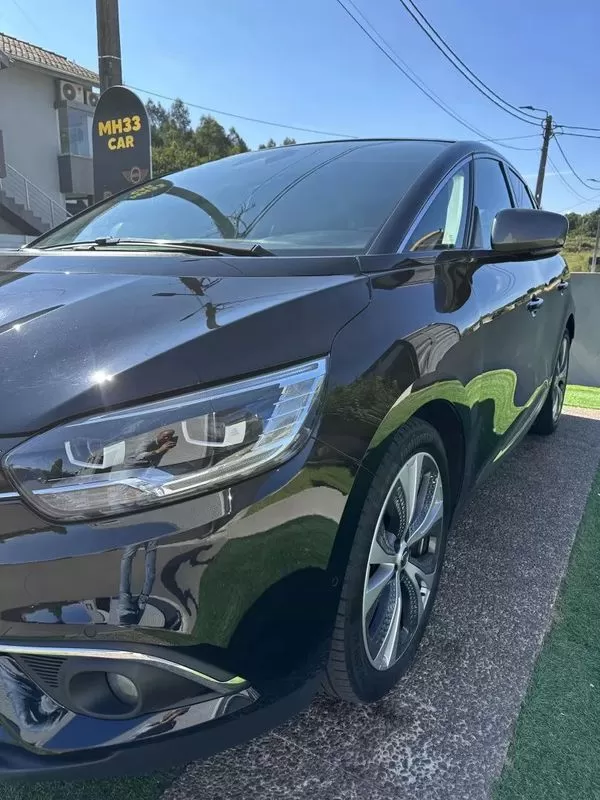 Renault Scénic dCi 110 EDC LIMITED - foto 7