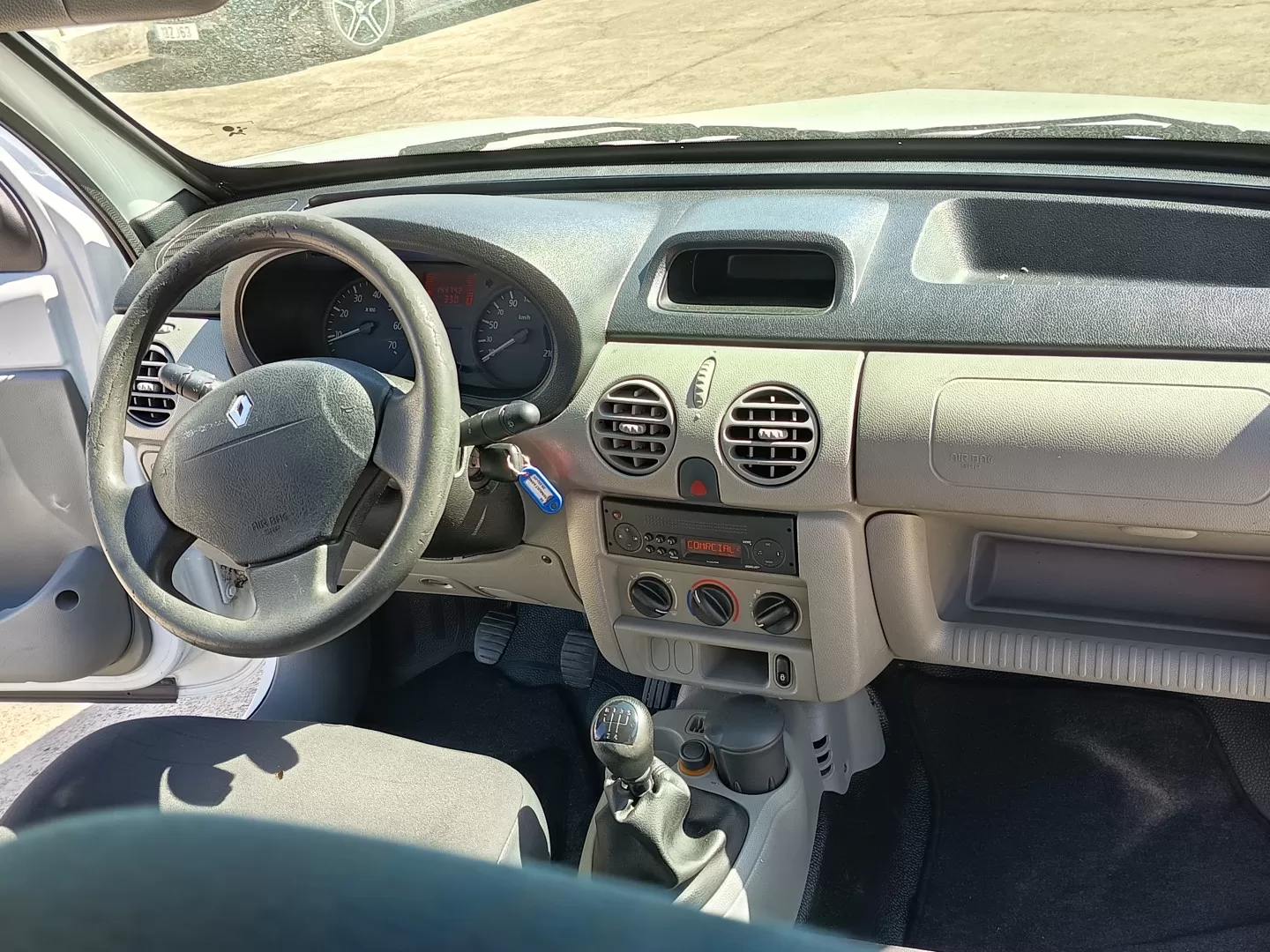 Renault  KANGOO - foto 8