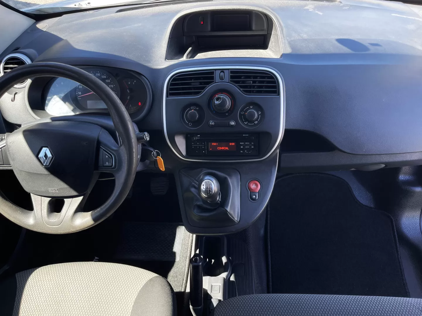 Renault  Kangoo 1.5dCi Business - 3L (115cv - 6vel.) - foto 7