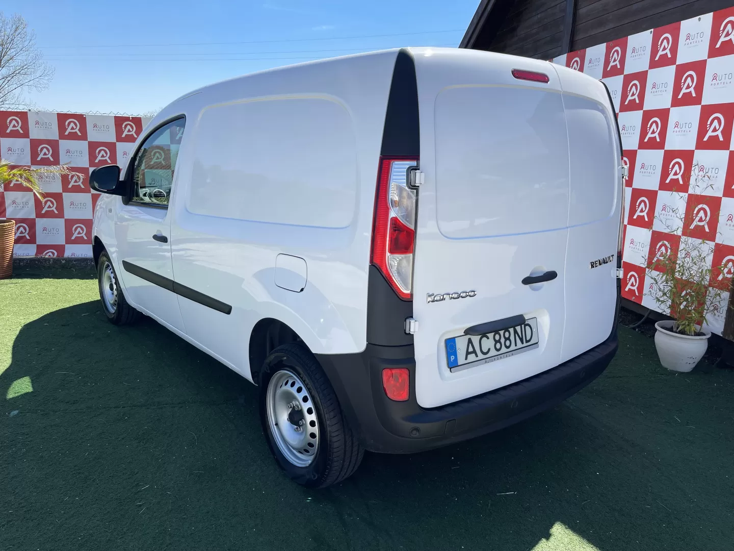 Renault  Kangoo 1.5dCi Business - 3L (115cv - 6vel.) - foto 4