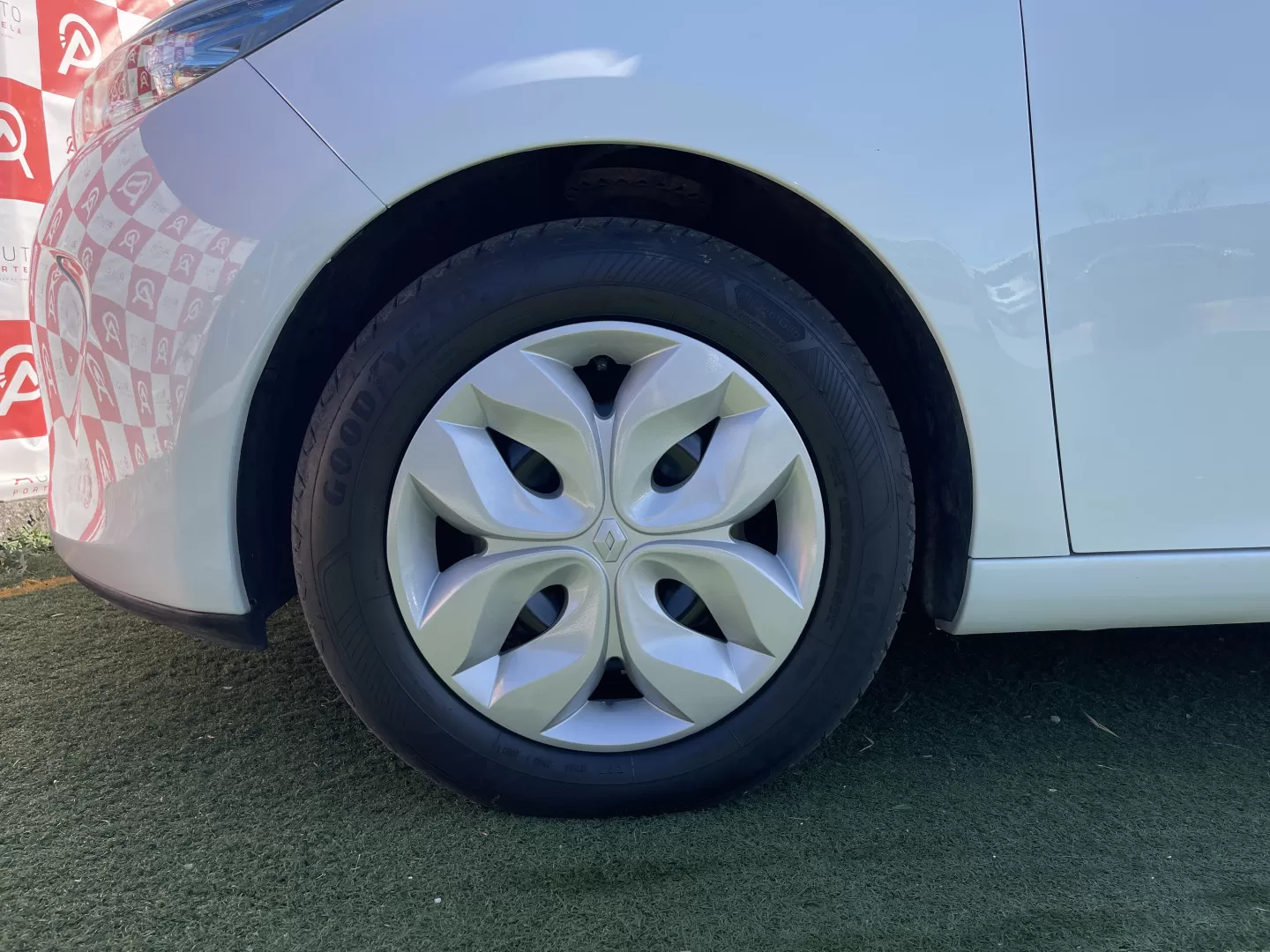 Renault Zoe (c/ Bateria) Life 40 Q90 - foto 5