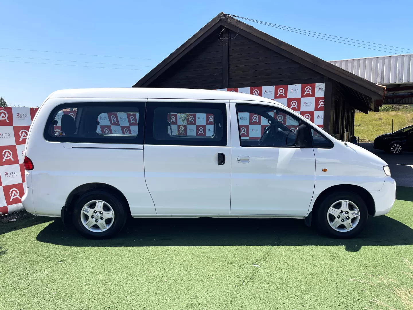Hyundai H-1 SVX 2.5TD - 9 Lug. - foto 2