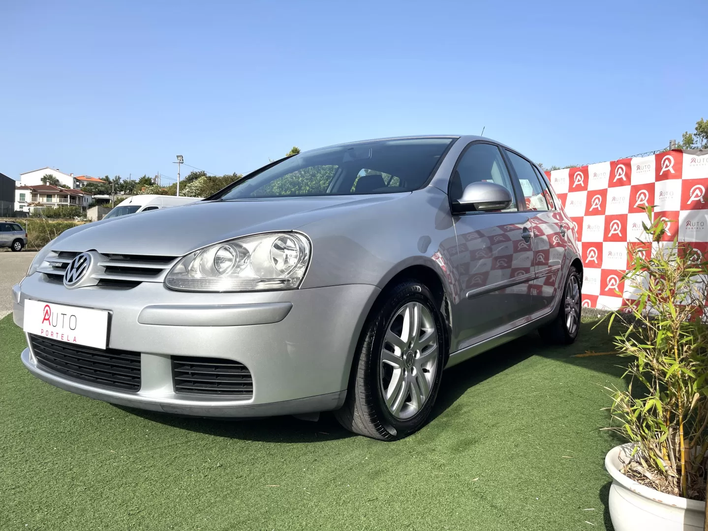 VW Golf 1.9 TDi BlueM. Trend. AC - foto 5