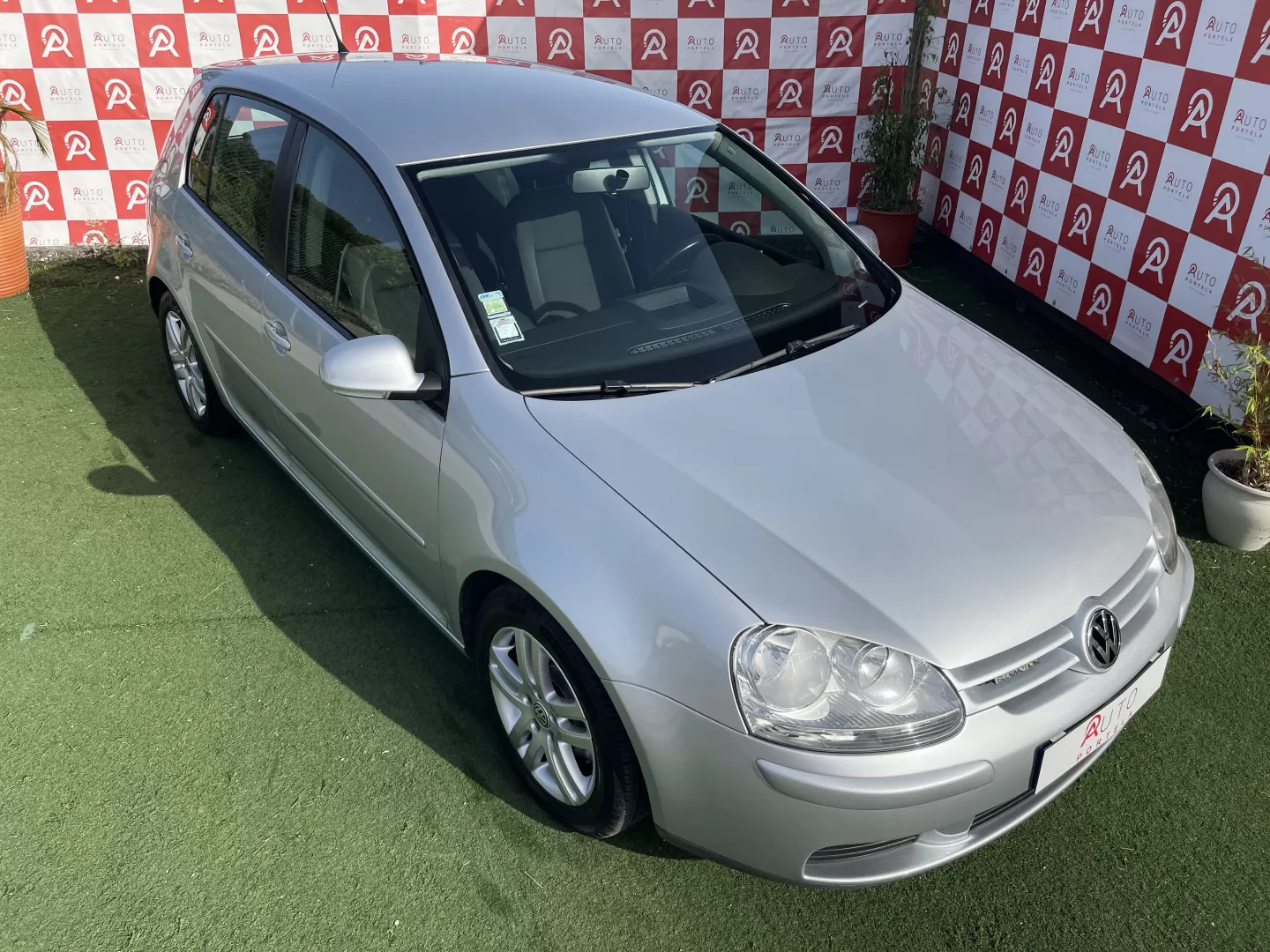 VW Golf 1.9 TDi BlueM. Trend. AC - foto 6