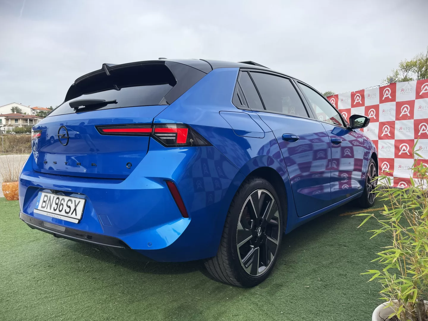 Opel Astra Ultimate 54kWh - foto 3
